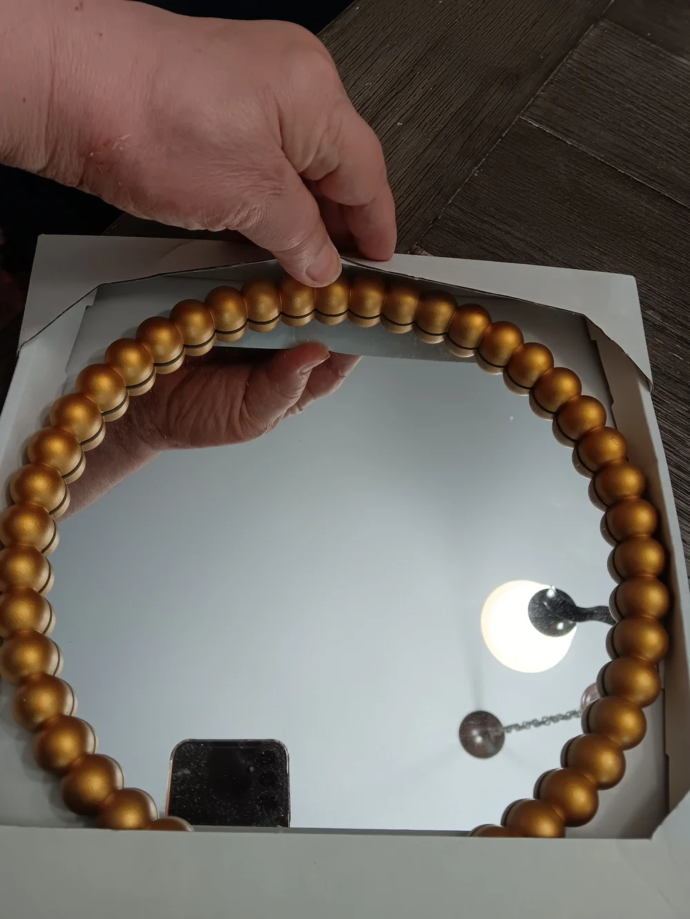 Unk Gold Beaded Round Wall Mirror